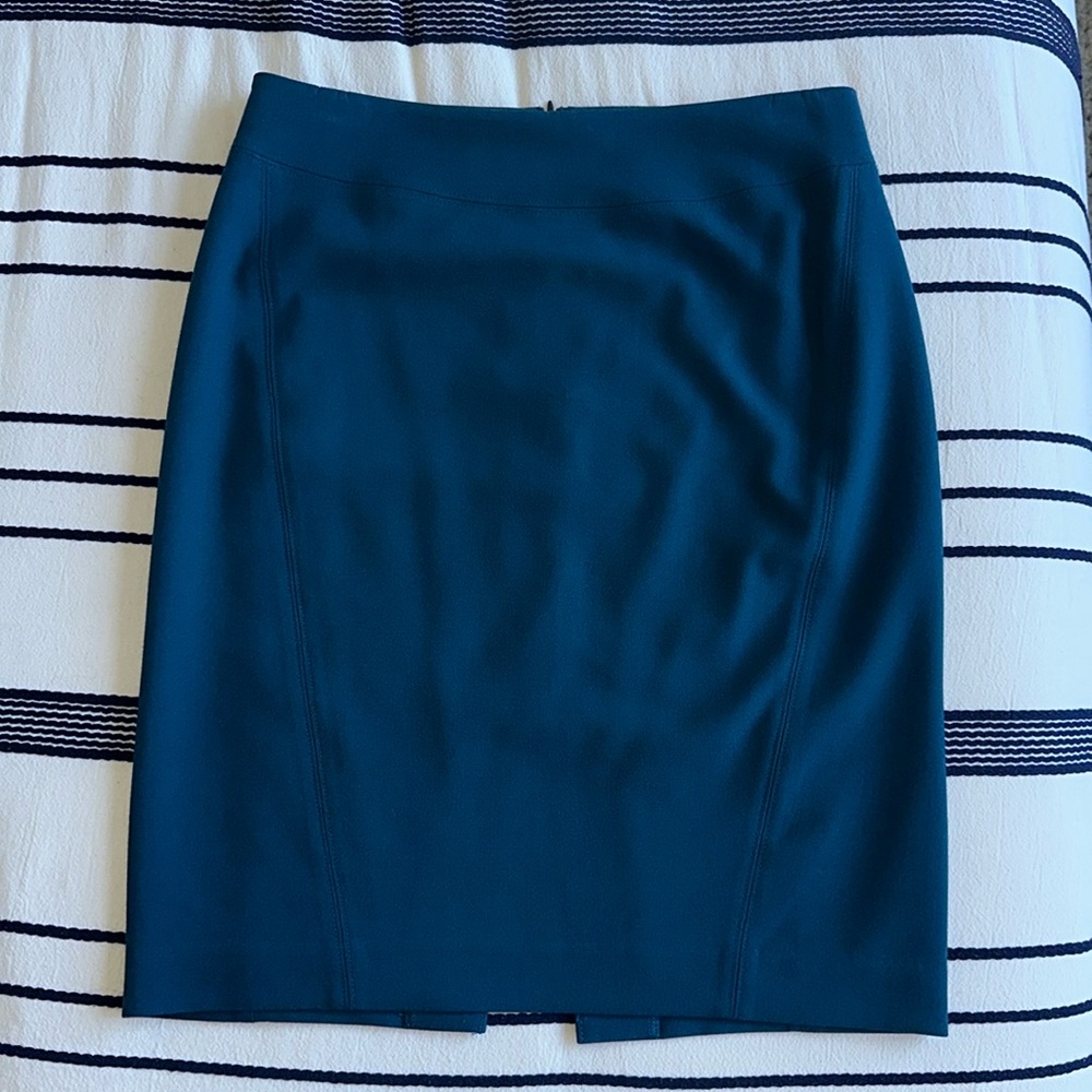 Ann Taylor loft lined pencil skirt